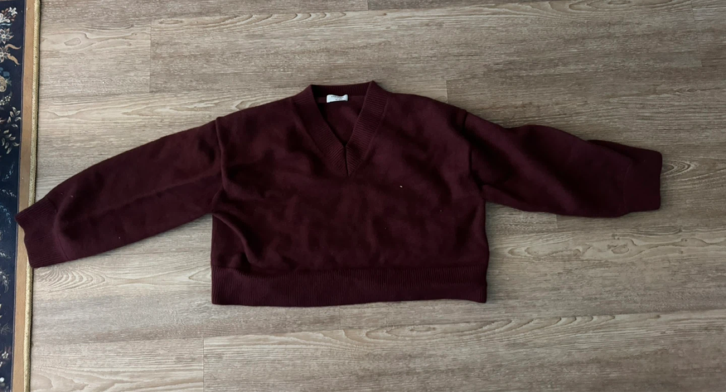Babaton V-Neck Sweater - Size L