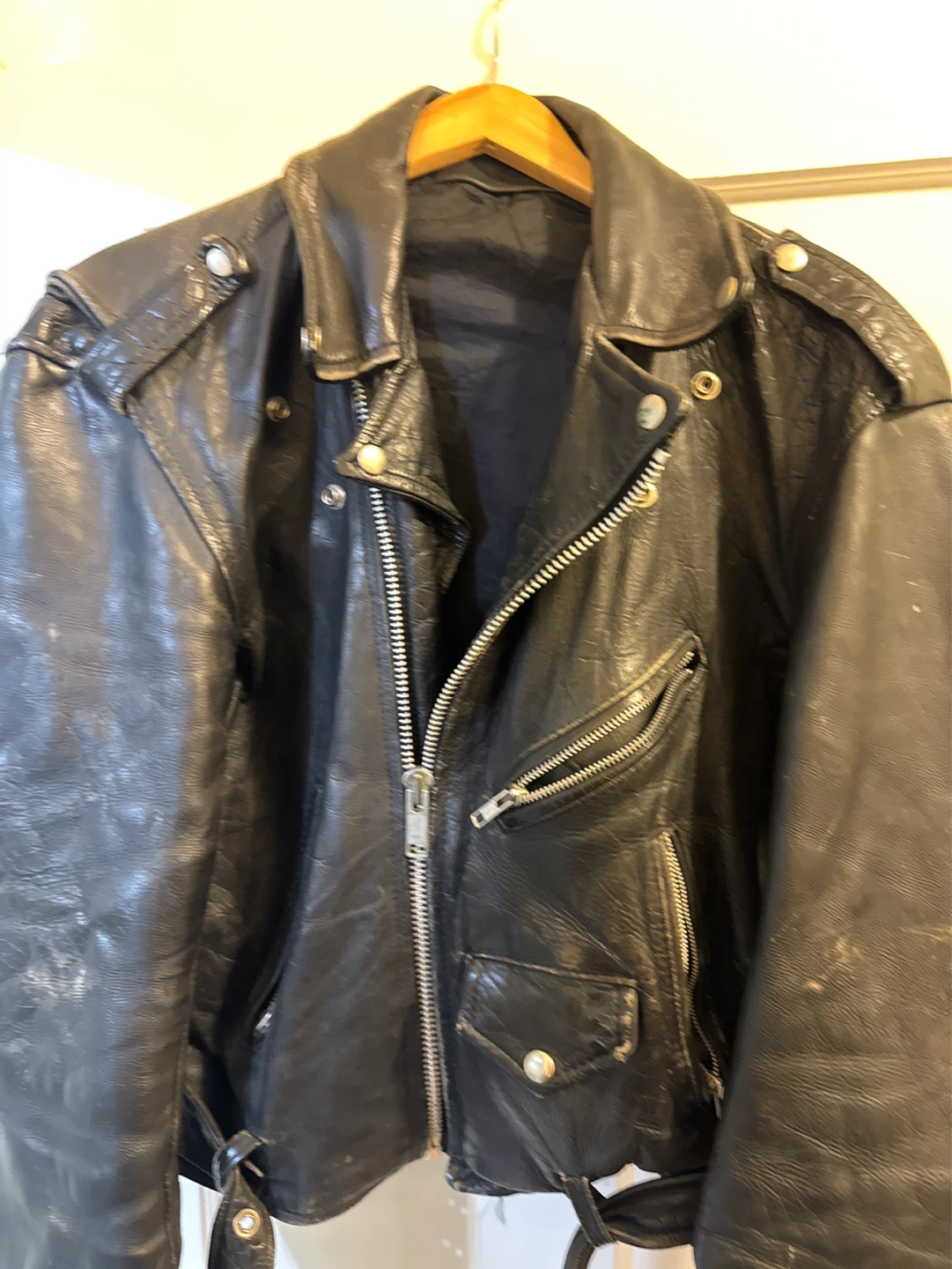 Black Leather Motorcycle Jacket - photo 3