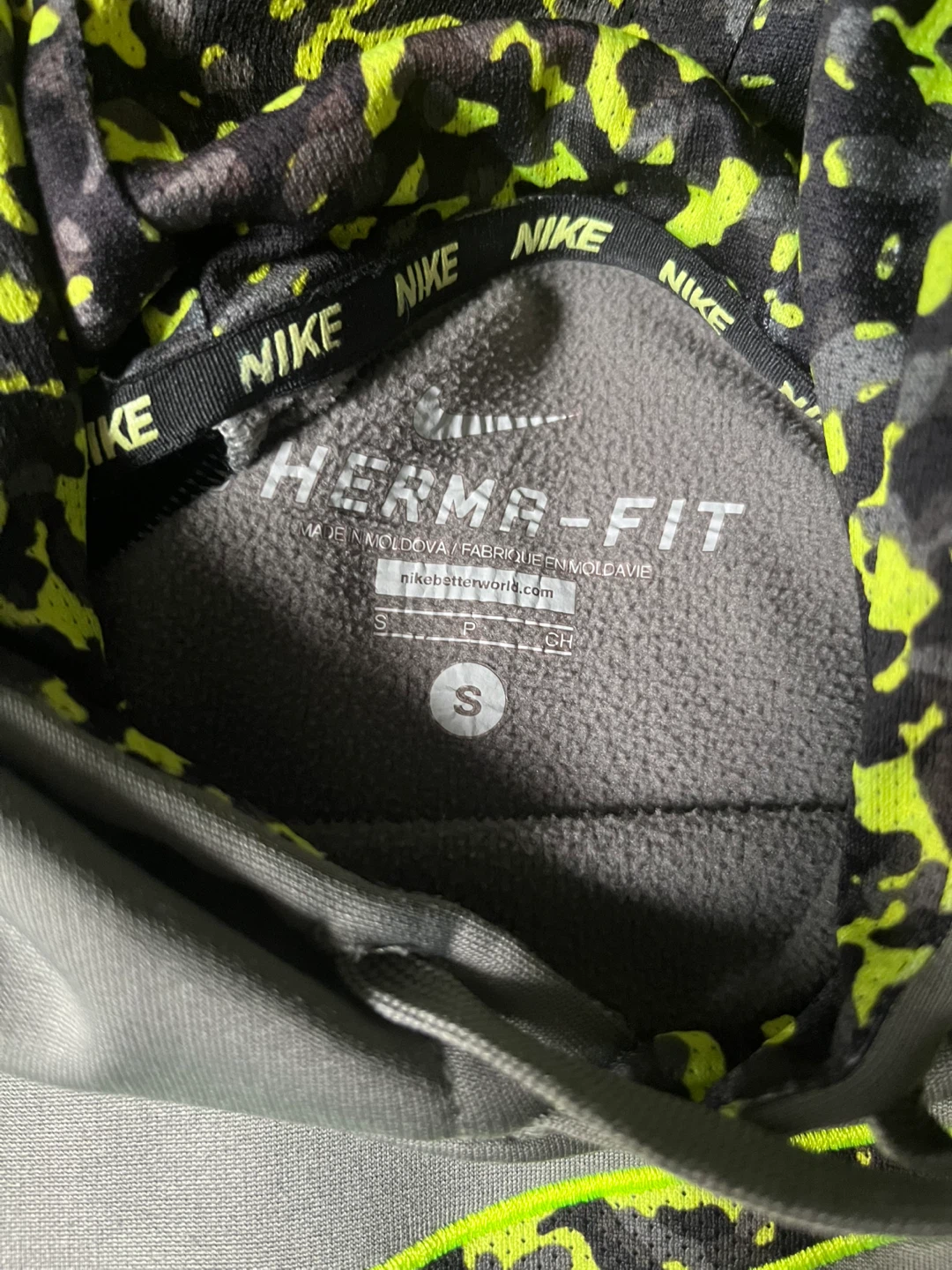 Nike Therma-FIT Hoodie Size S - photo 2