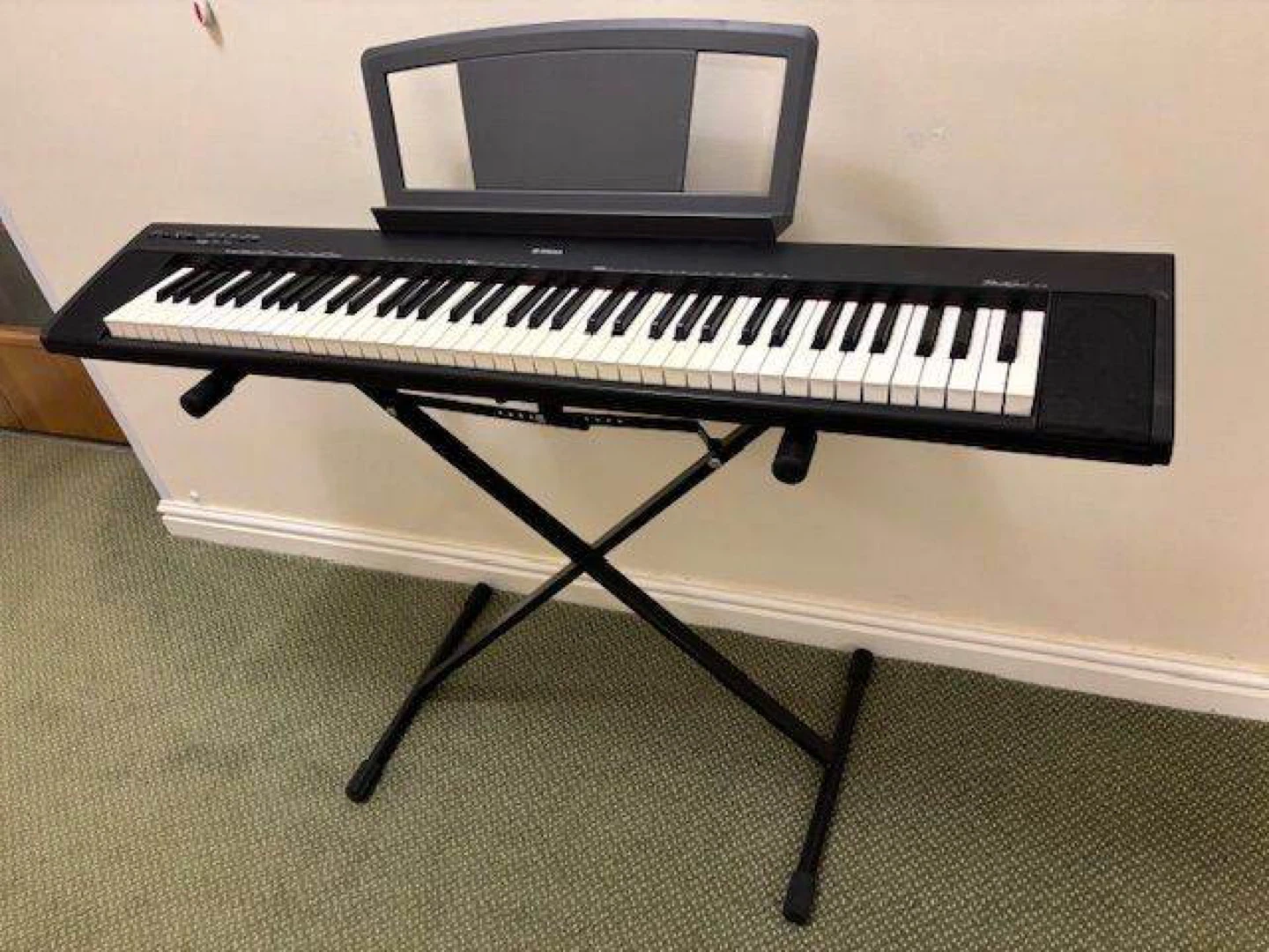 Yamaha NP-30 76-Key Portable Grand Piano & Stand