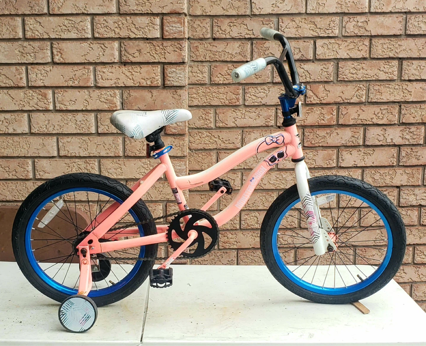 Kids Bike with Training Wheels