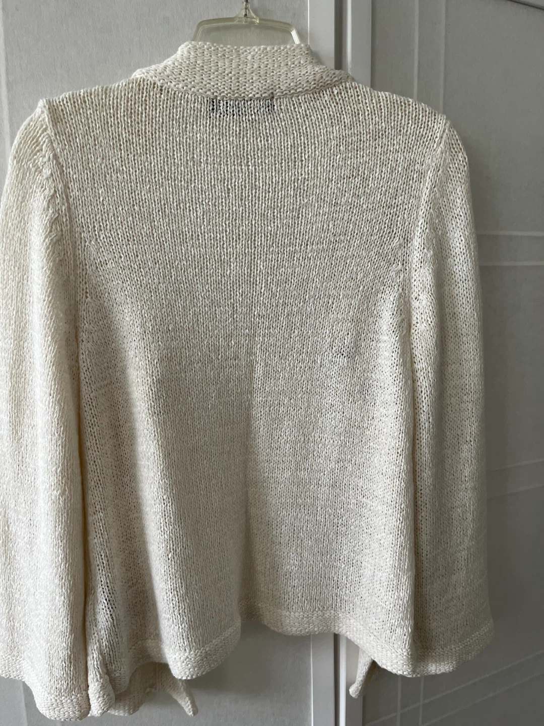 White Cardigan Sweater Size M - photo 3
