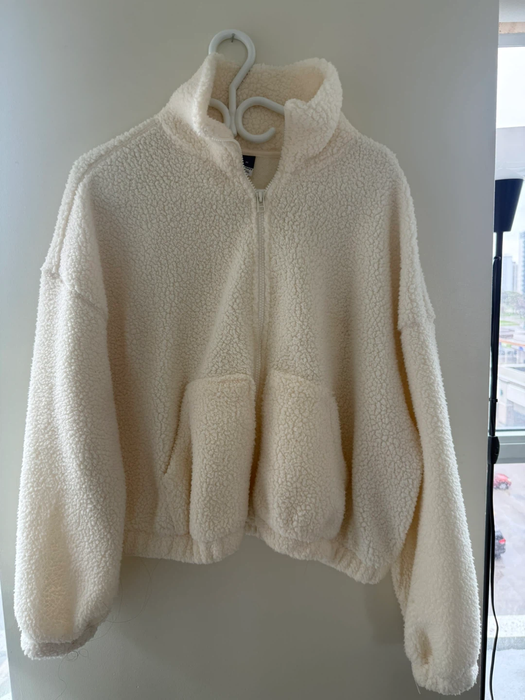 Old Navy Cream Sherpa Fleece Jacket - Size Medium