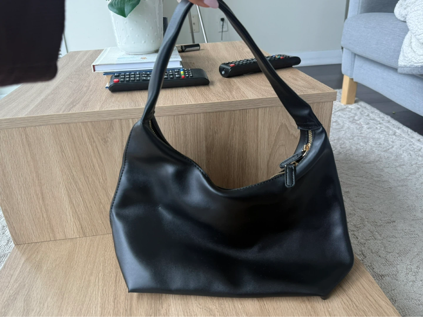 Black Shoulder Bag
