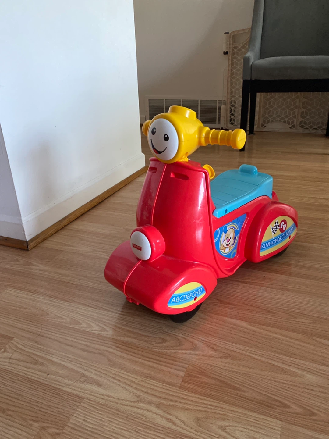 Fisher-Price Ride-On Scooter - photo 2