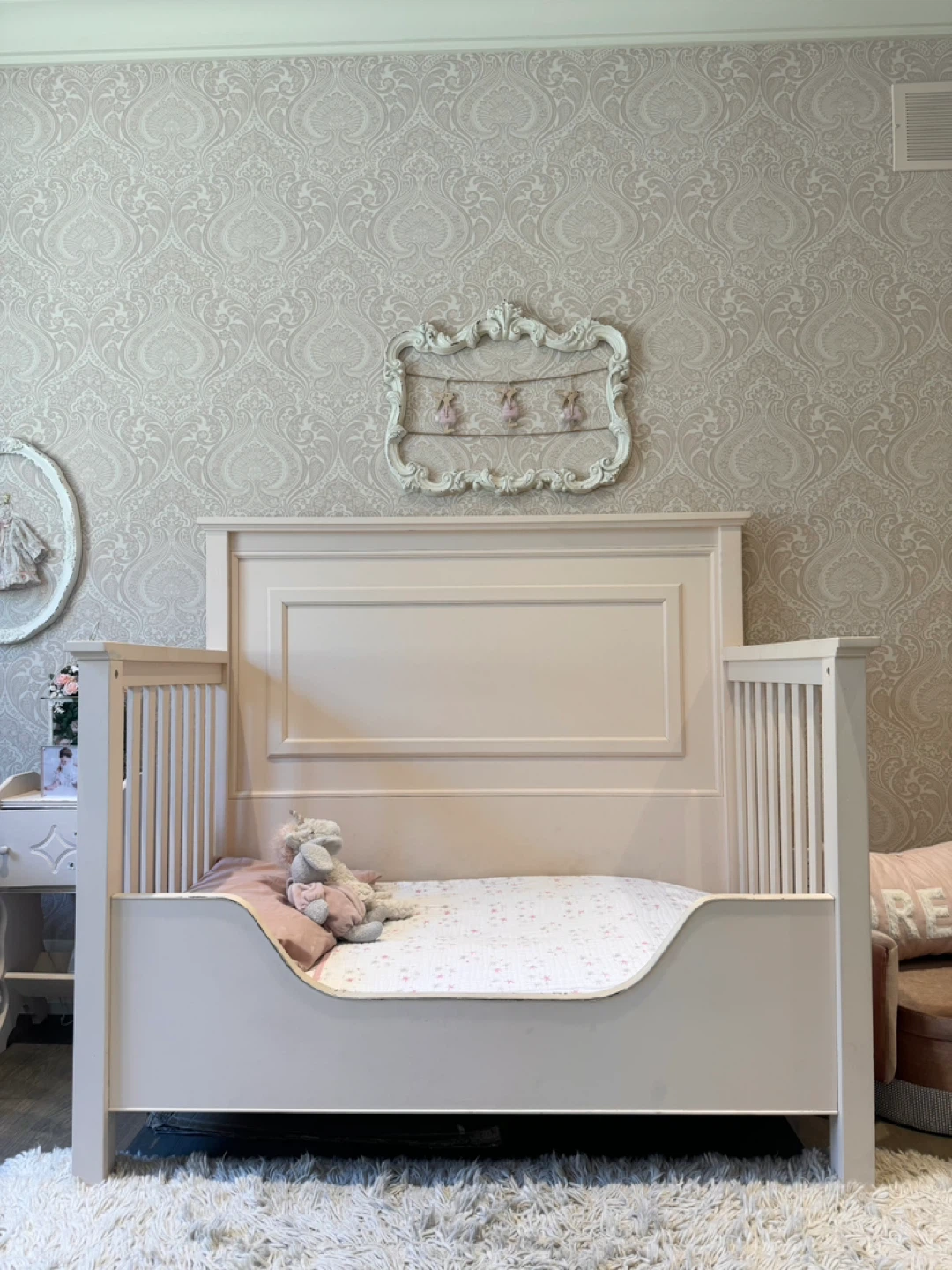 Restoration Hardware Baby & Child Toddler Bed - photo 2