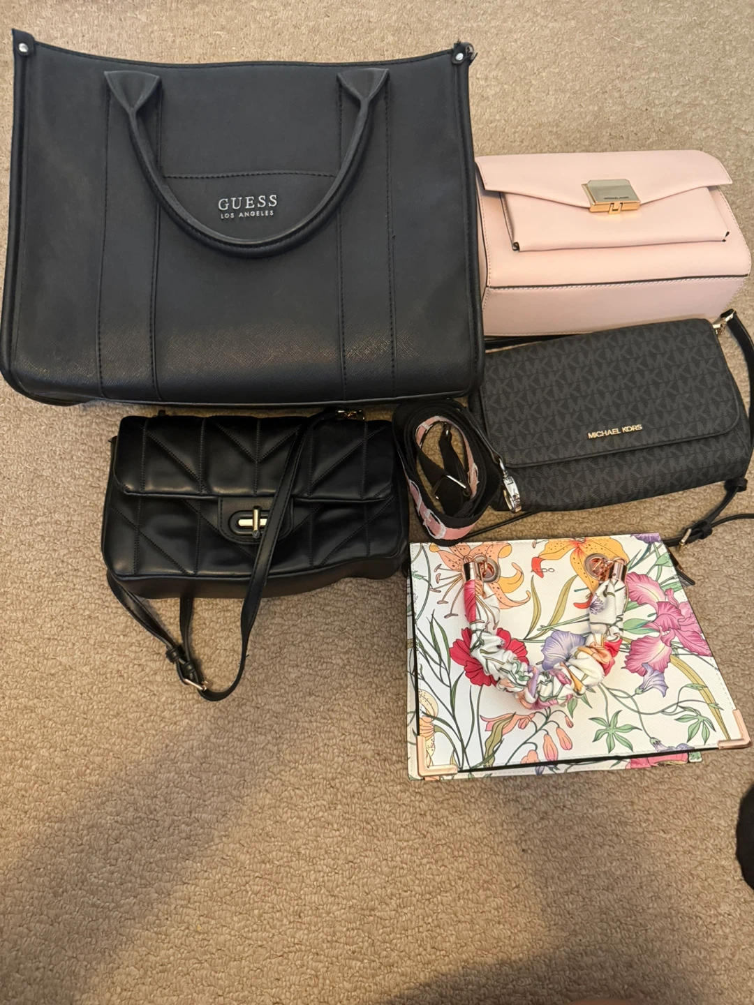 Closet Cleanup / Moving Sale - photo 4