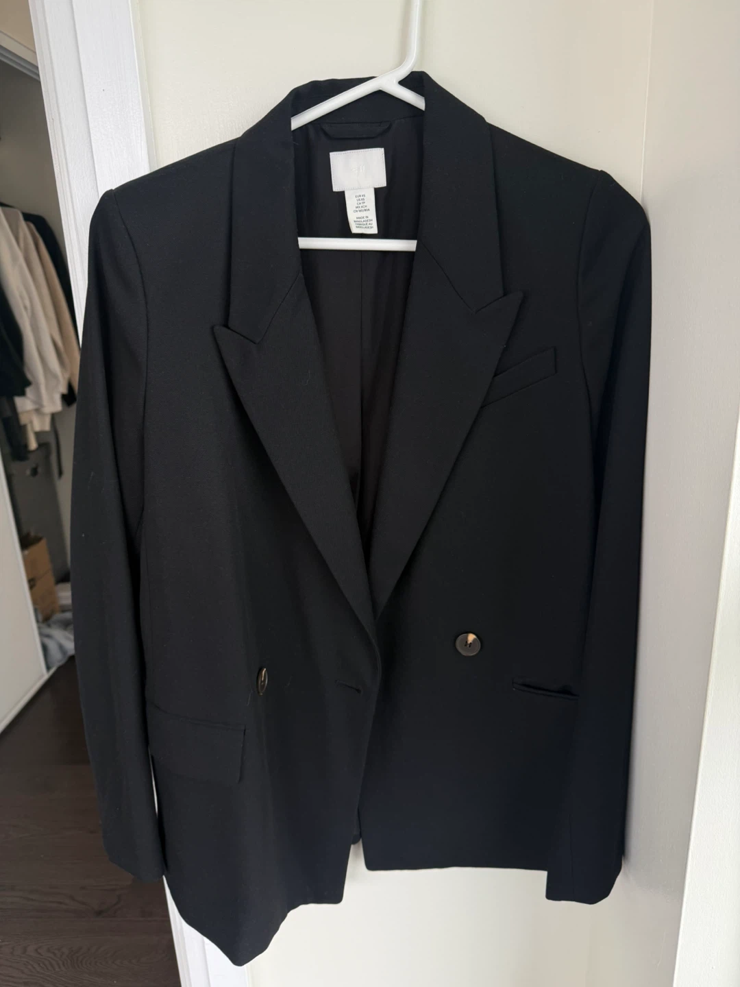 H&M Black Double-Breasted Blazer