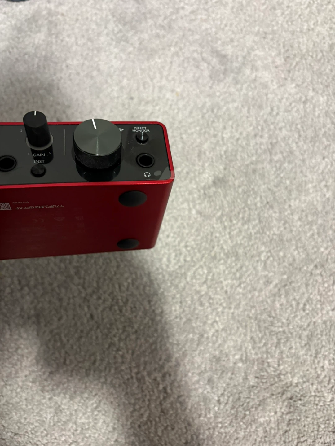 Focusrite Scarlett Solo USB Audio Interface - Used Twice - photo 4