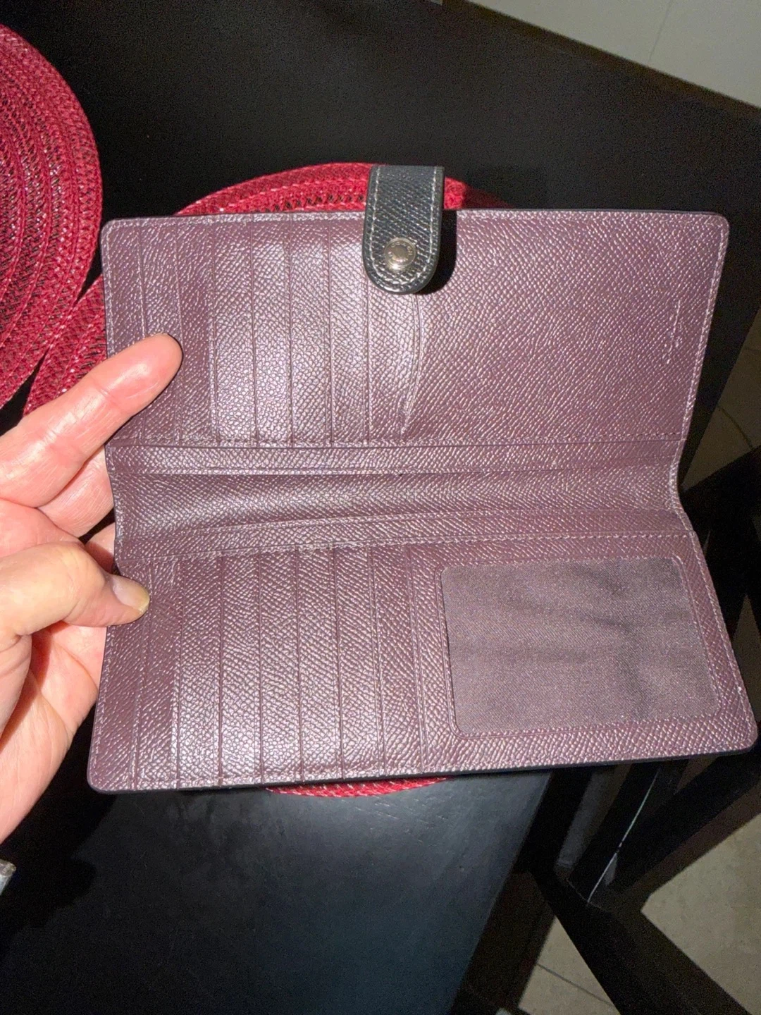 Coach Black Leather Bifold Wallet - photo 2