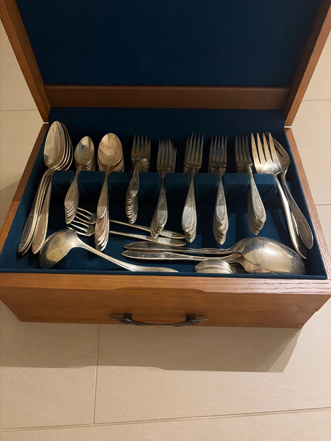 Community Plate Silverplate Flatware Set - Approx 88 Pieces - photo 3