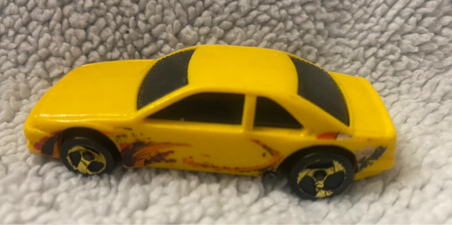 Vintage McDonald’s Hot Wheels & Tony Hawk Toy Set (1998-2005) - photo 3