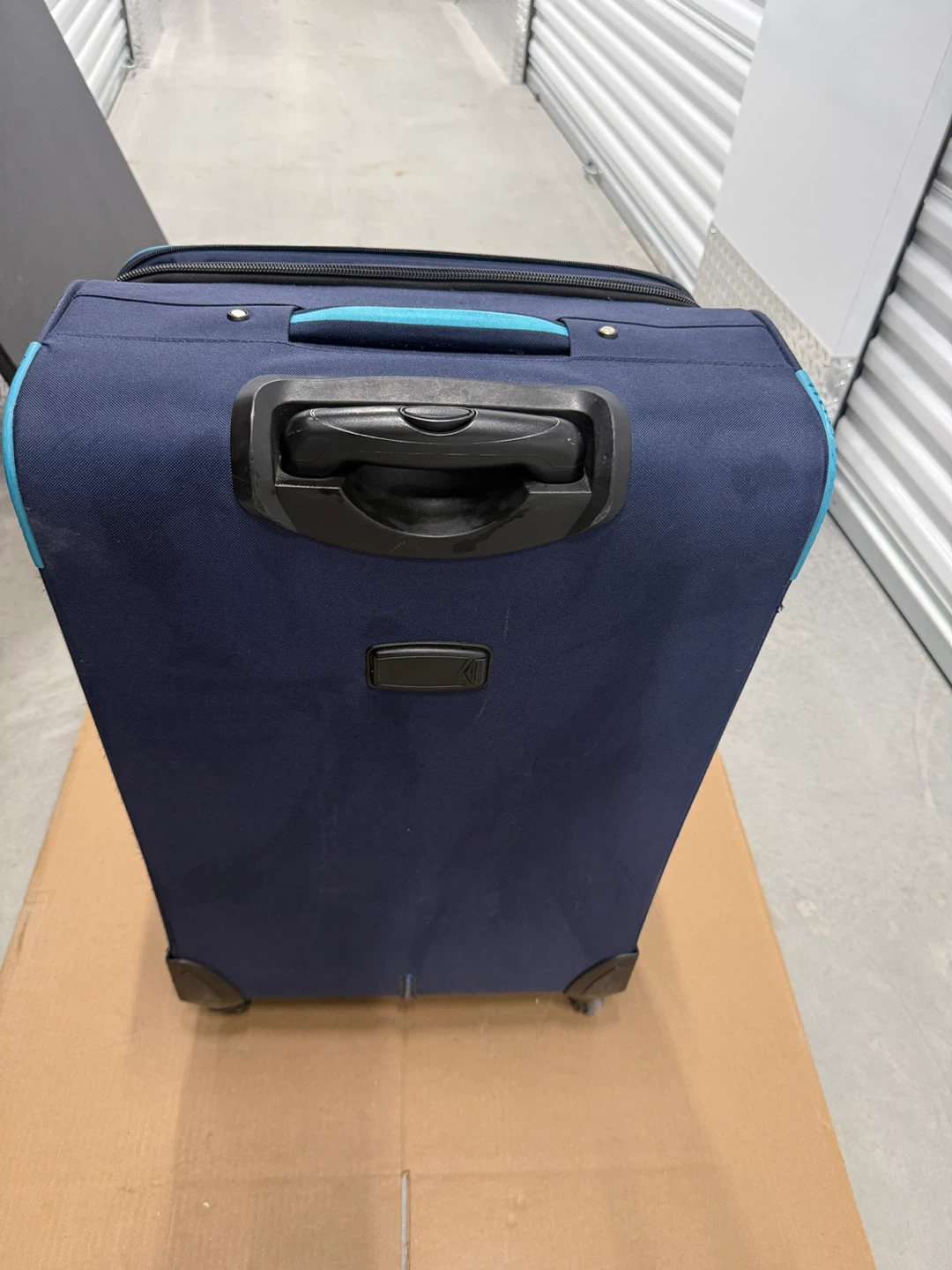 Navy Blue Expandable Spinner Suitcase - photo 3