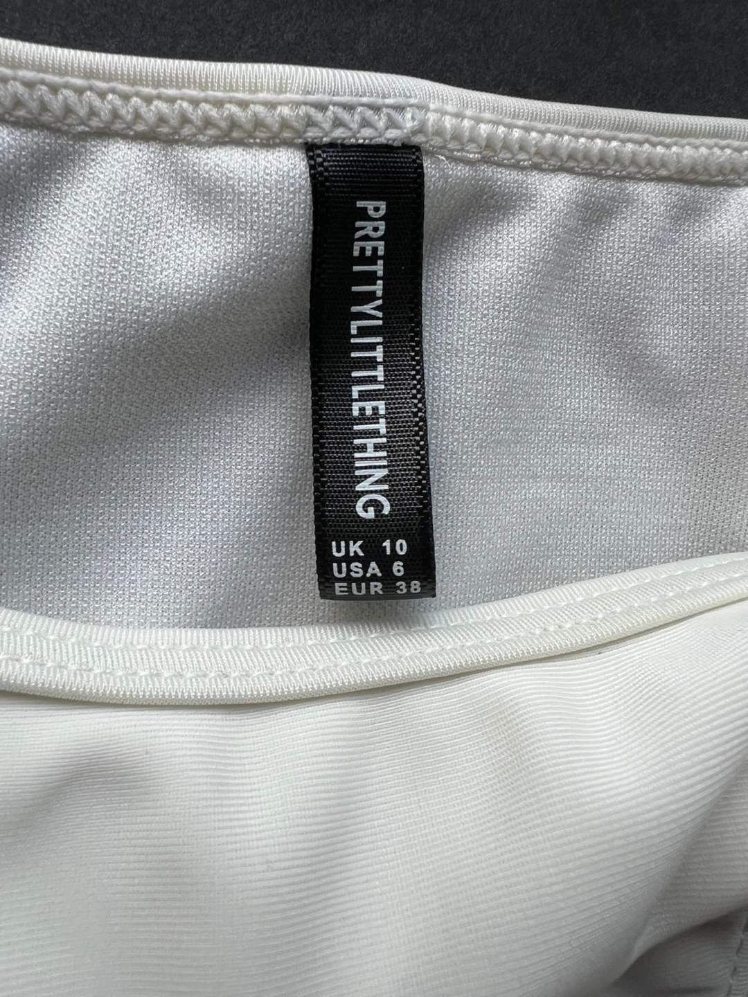 PrettyLittleThing White Bikini Swimsuit Size USA 6 - photo 2