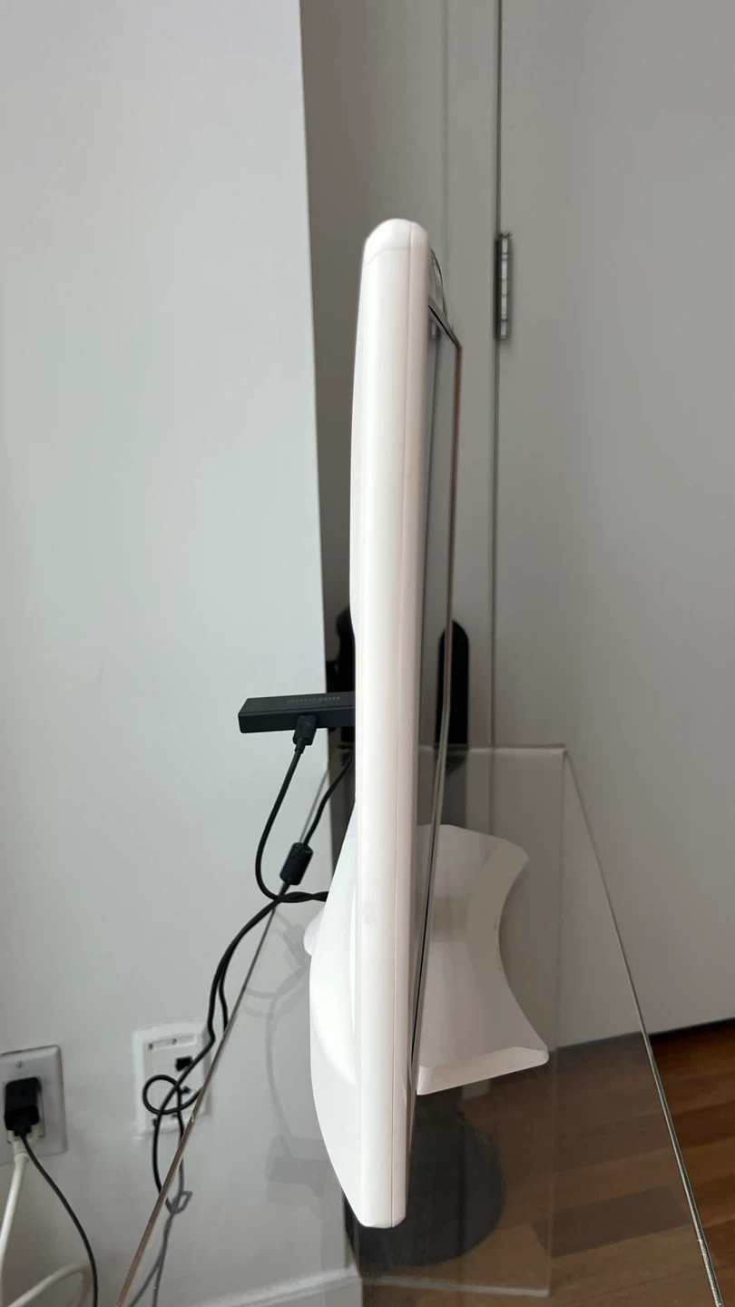 LG White Flat Screen TV 23.6-inch diagonal screen size. - photo 3