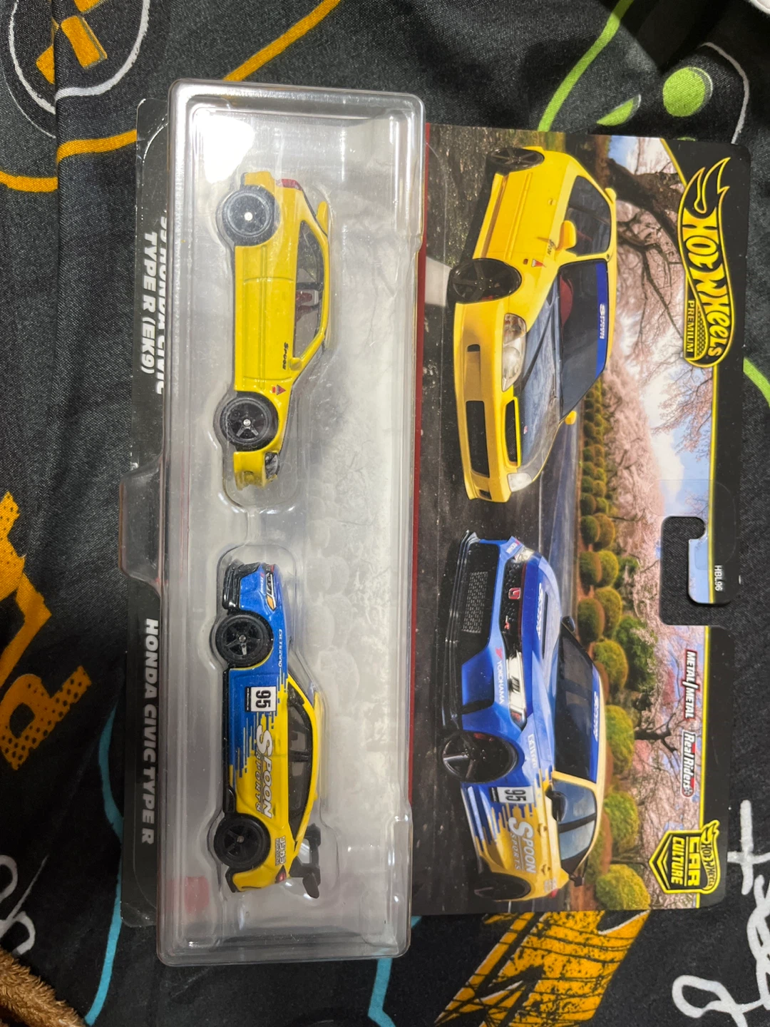 Hot Wheels Premium Honda Civic Type R EK9 Twin Pack