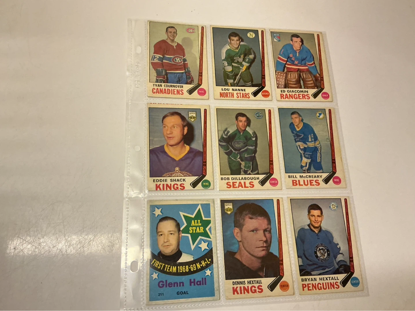 9. 1969-70 O-PEE-CHEE Hockey Trading Cards