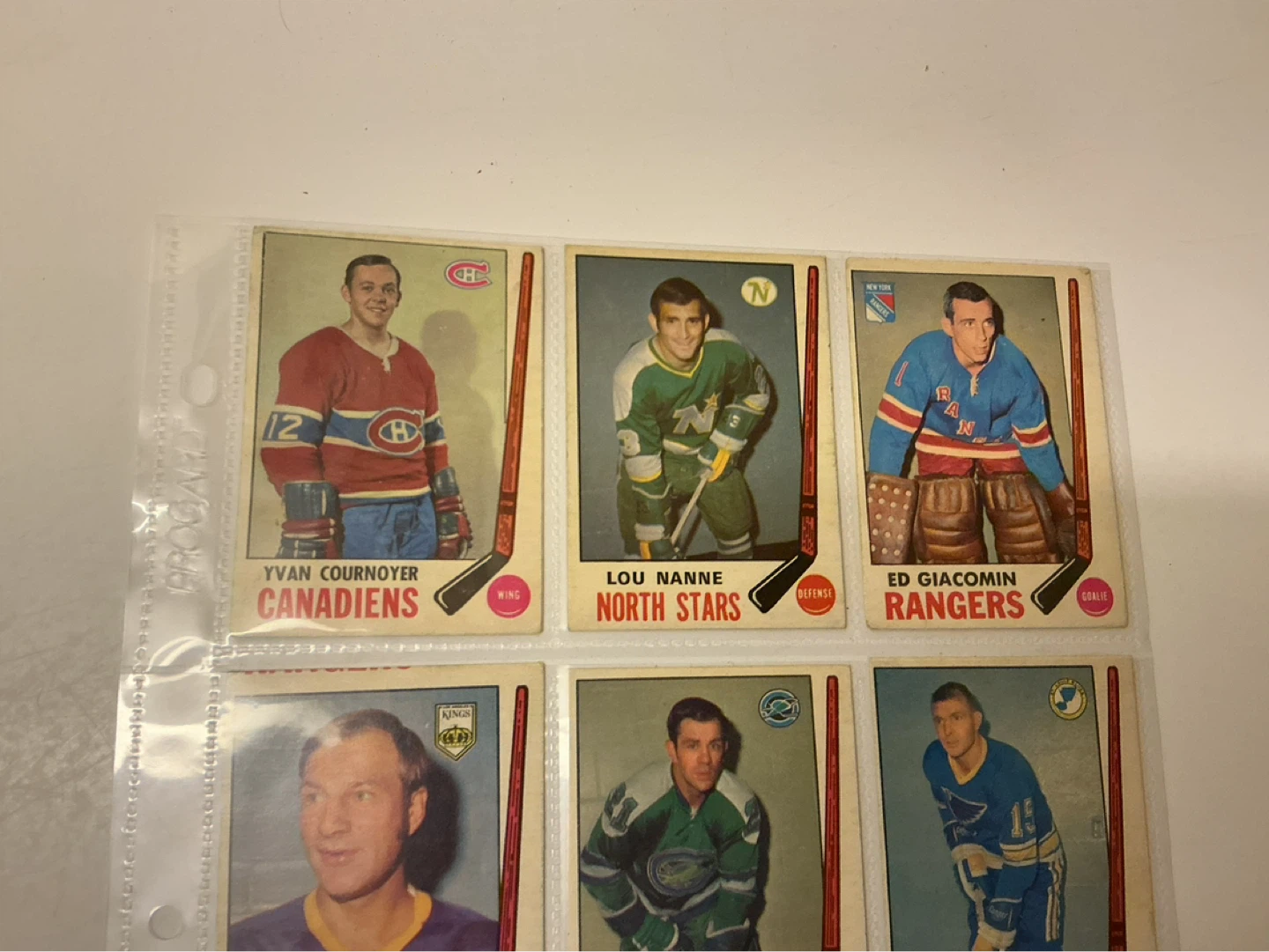 9. 1969-70 O-PEE-CHEE Hockey Trading Cards - photo 2