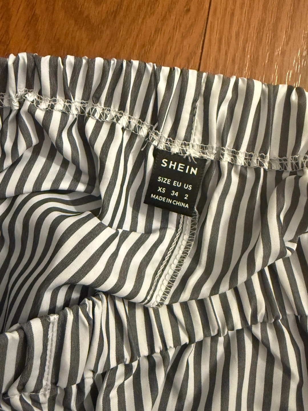 Striped Cropped Shirt & Shorts Set - photo 3