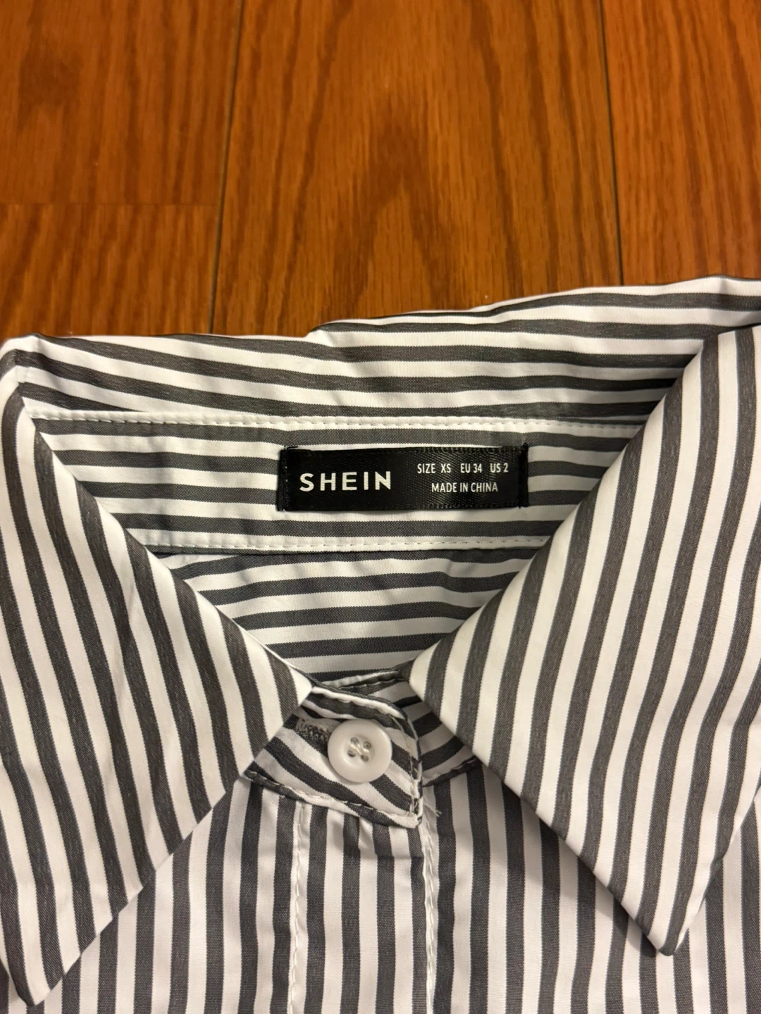 Striped Cropped Shirt & Shorts Set - photo 2