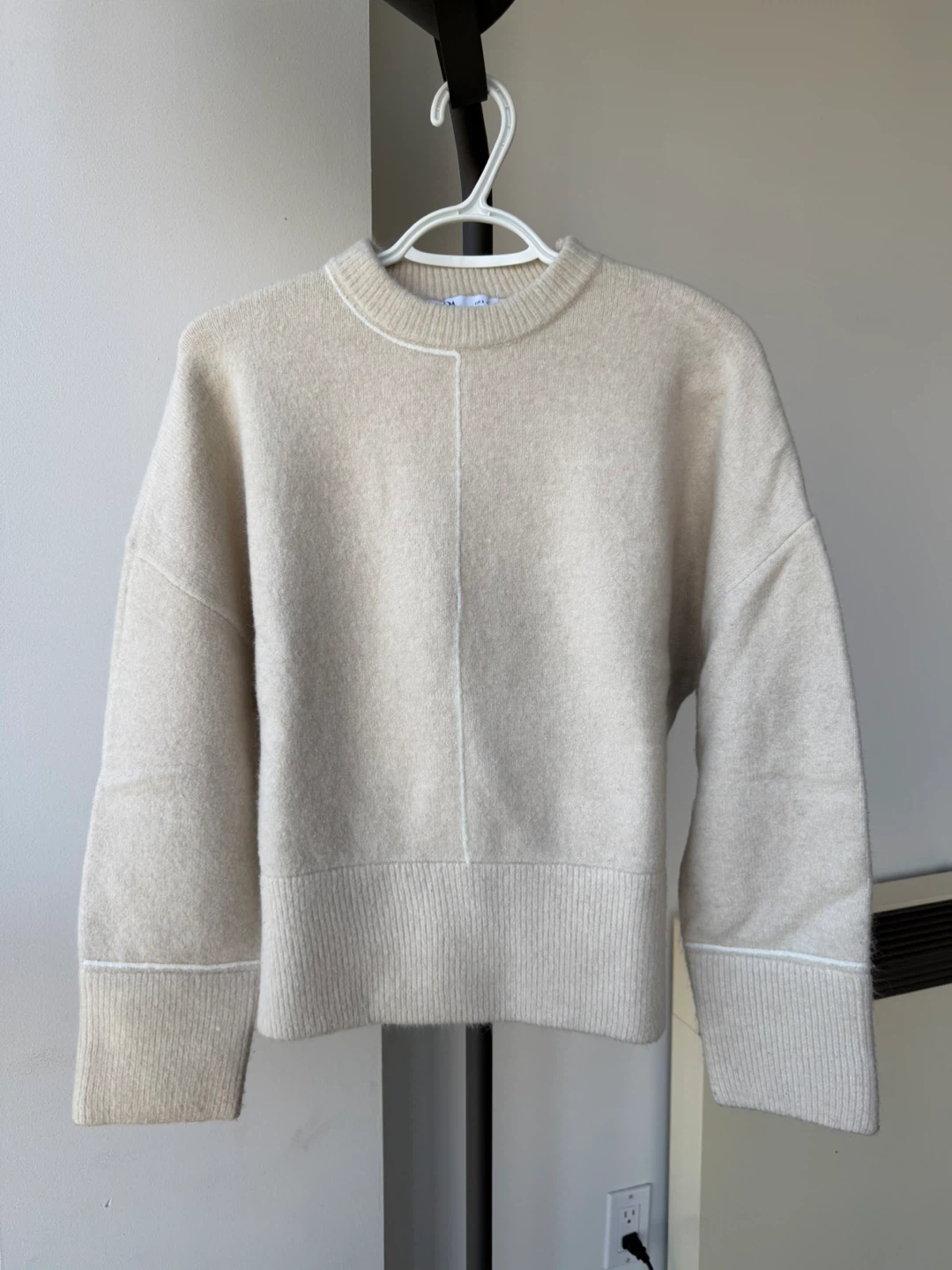 ZARA Women's Cream Knit Sweater
