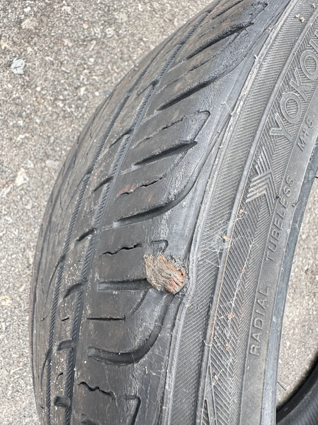 Yokohama Advan Neova AD08R 255/40R18 99W XL Tire - photo 5