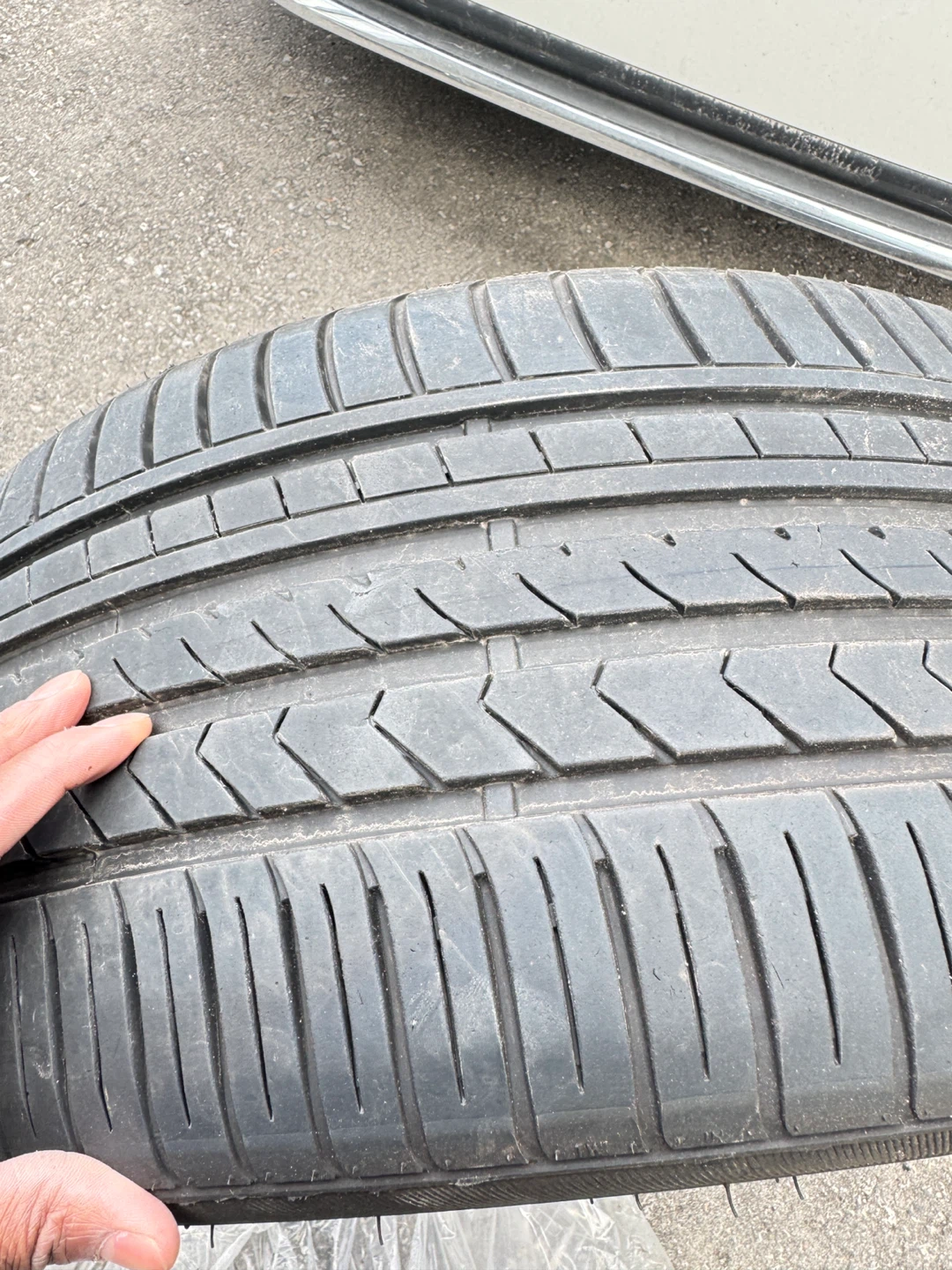 Michelin 255/40ZR18 99W XL Tire