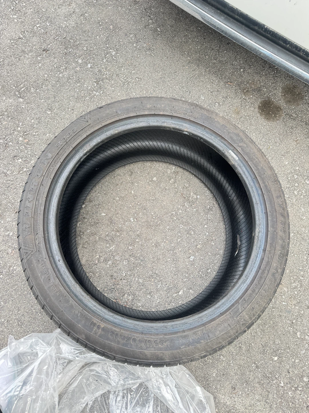 Michelin 255/40ZR18 99W XL Tire - photo 3
