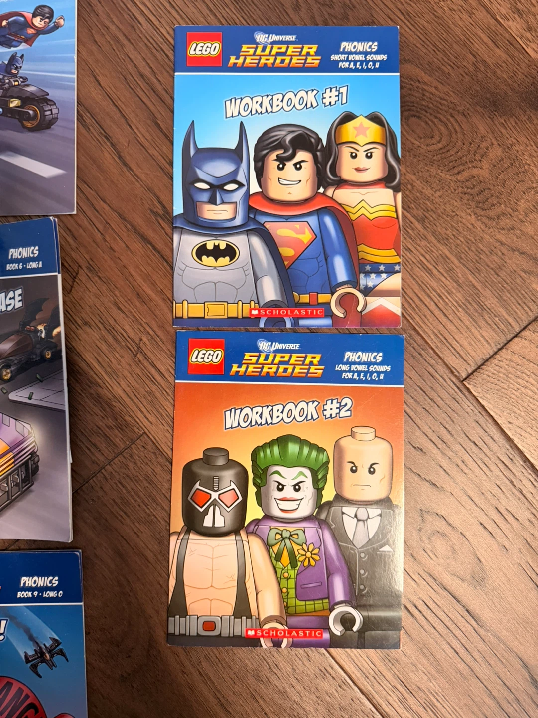 11 LEGO DC Super Heroes Phonics Book Set - photo 5
