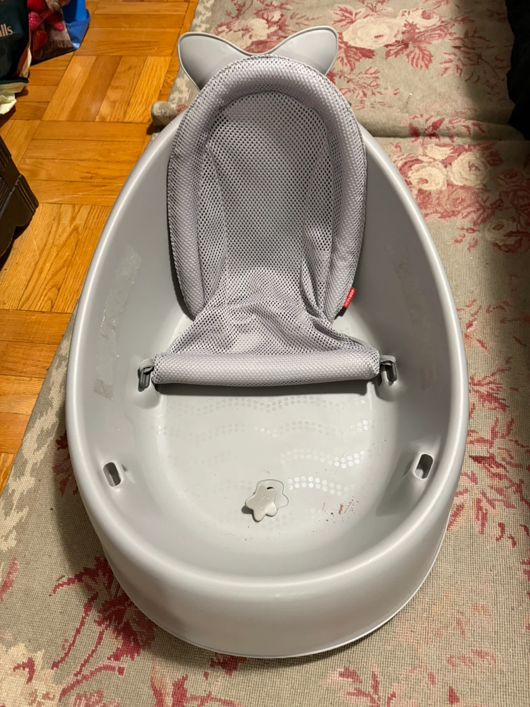 Skip Hop Baby Bath Tub with Mesh Sling