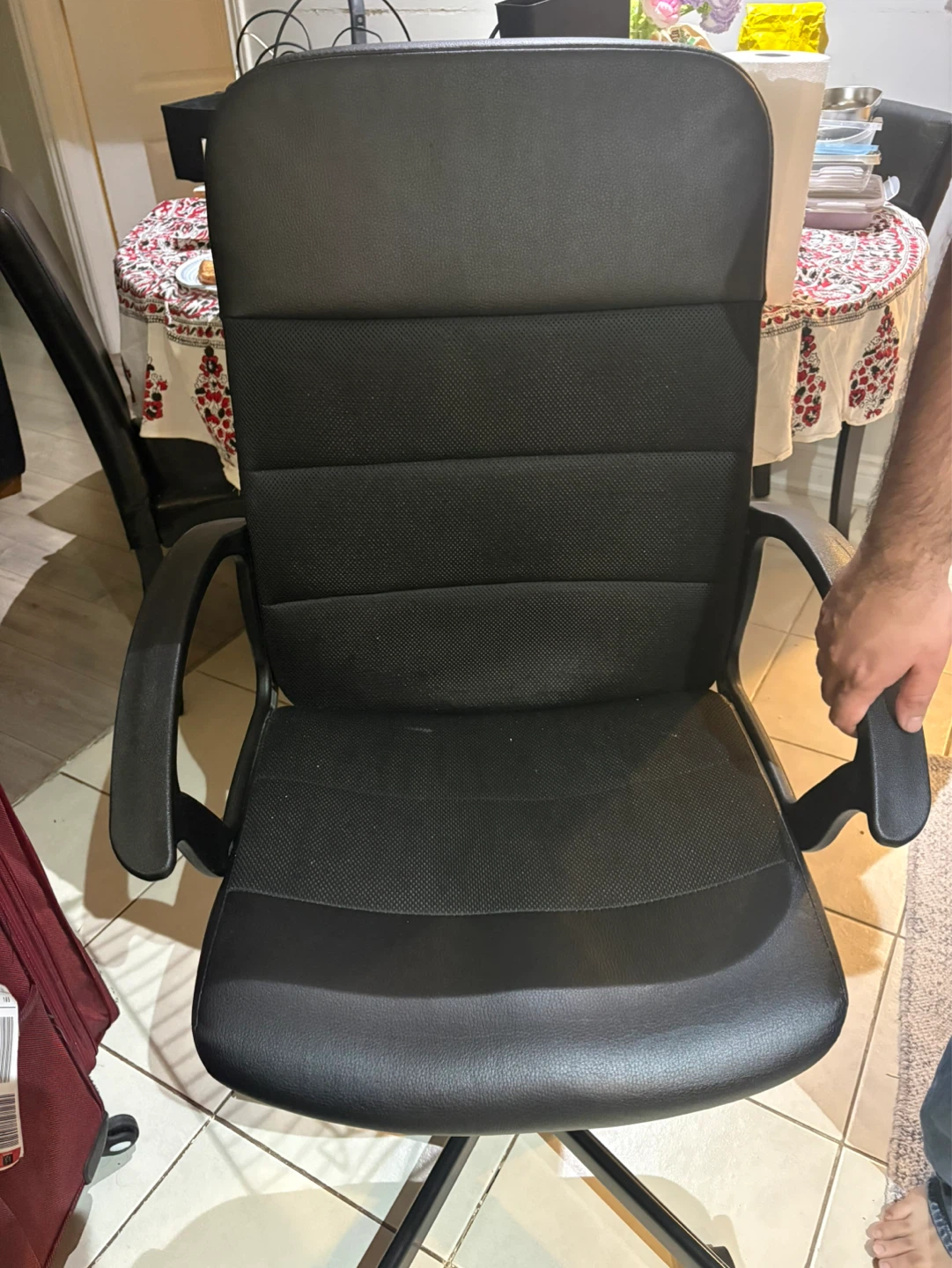 Black Office Chair - photo 2
