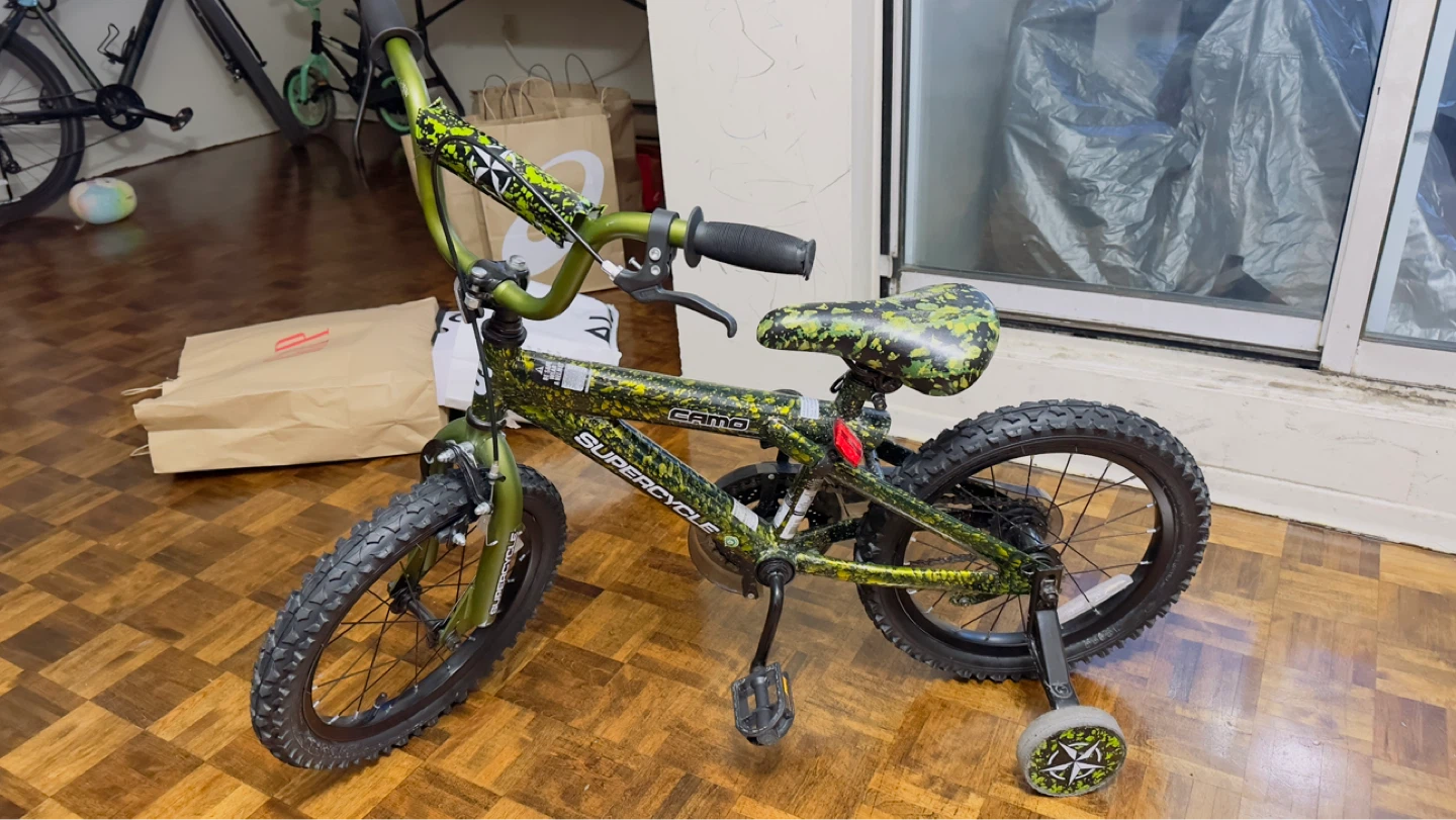 Supercycle Camo Kids Bicycle