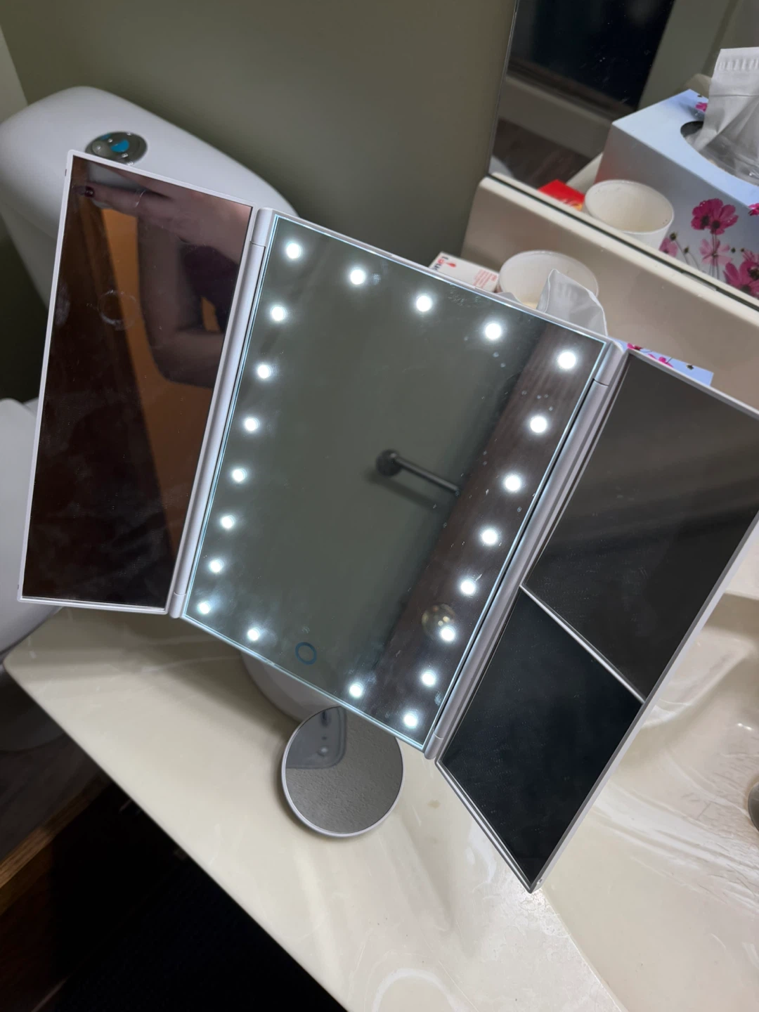 Magicfly Tri-Fold LED Makeup Mirror - photo 2