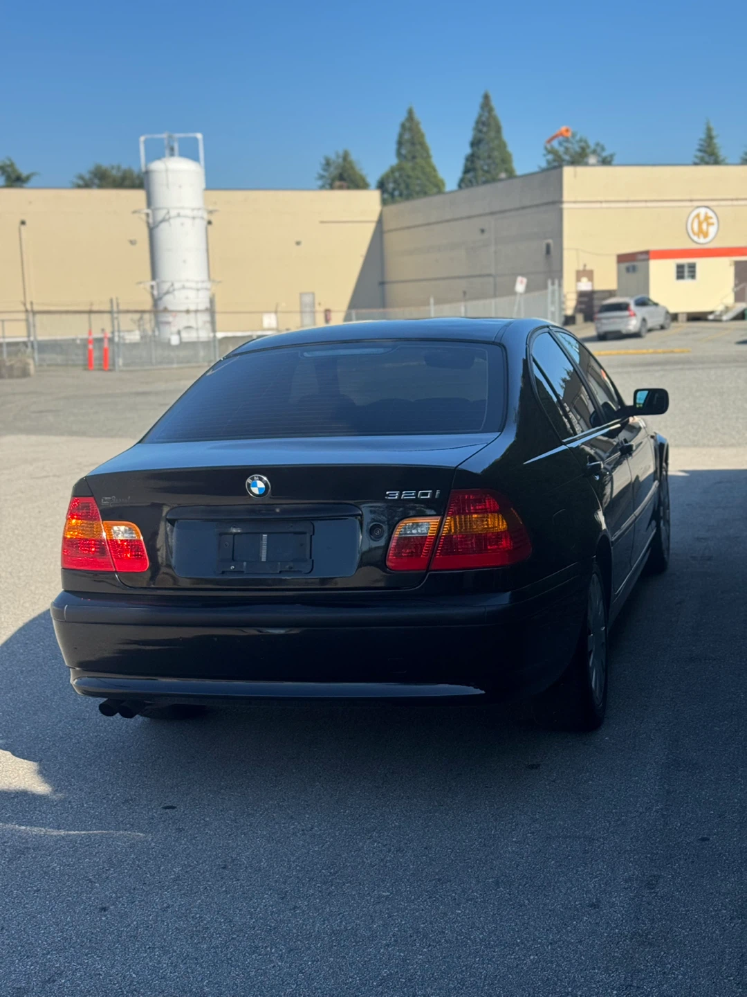 2003 BMW 320i Sedan - photo 3