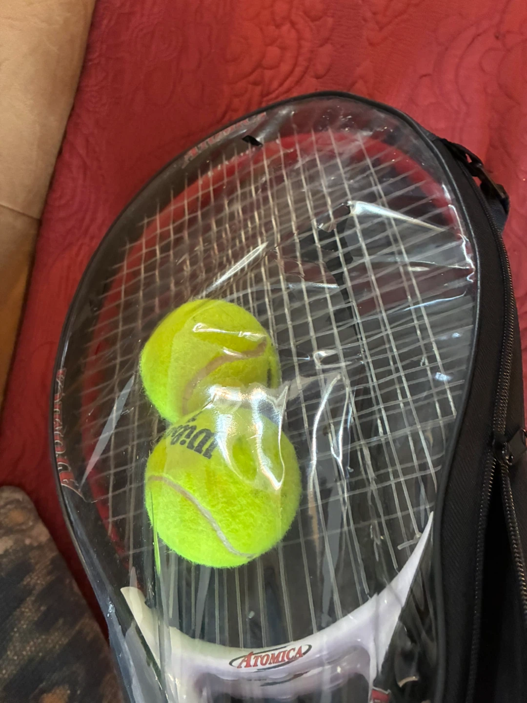 2 Atomica Tennis Rackets with 2 Wilson Tennis Balls - photo 2