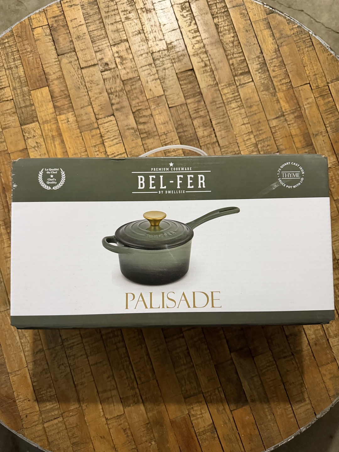 Green 1.75 Quart Cast Iron Sauce Pot with Lid