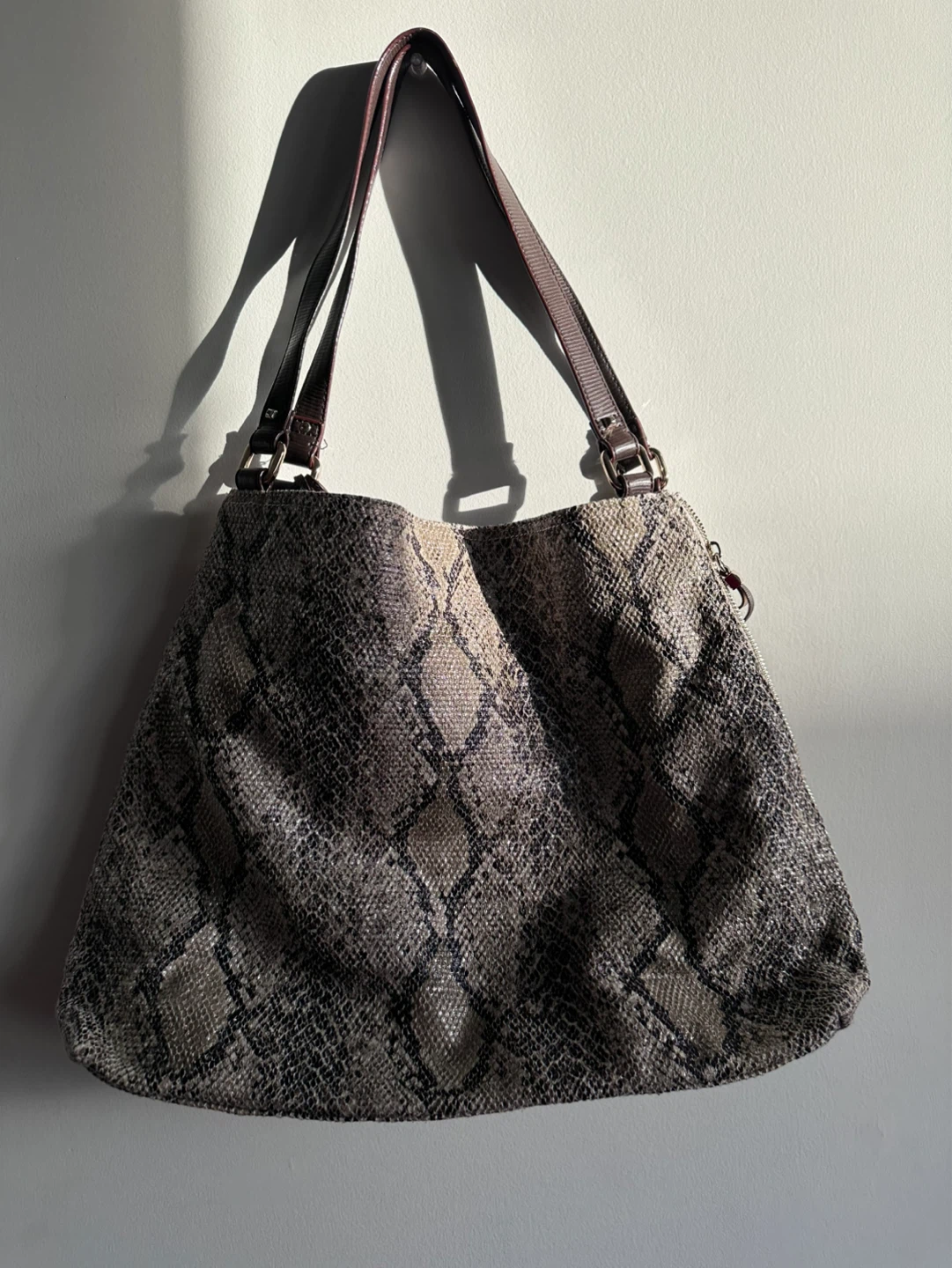 Stella and Dot Snake Skin Print Shoulder Bag