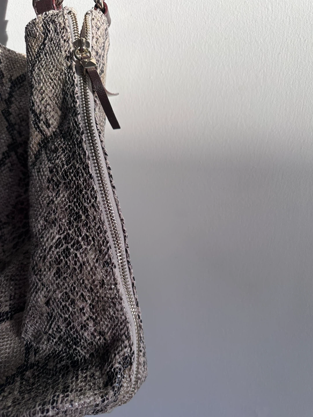 Stella and Dot Snake Skin Print Shoulder Bag - photo 5
