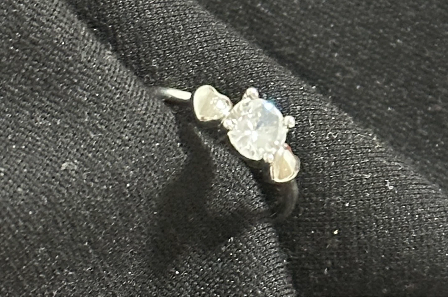 Silver Tone Ring with Clear Stone and Heart Accents - photo 3