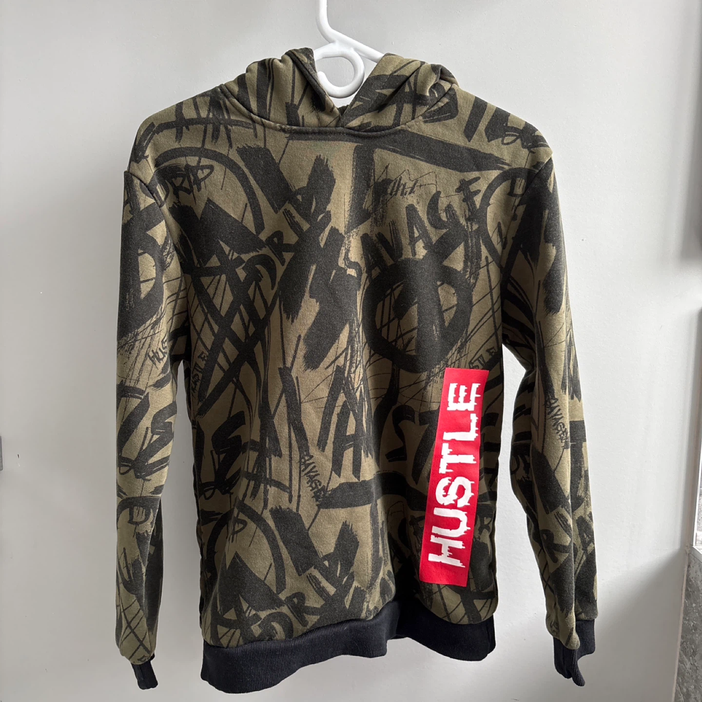 Seven Souls Graphic Hoodie XL