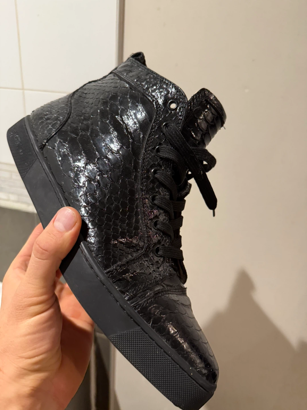Christian Louboutin Black Python Louis Orlato Sneakers 43 - photo 5