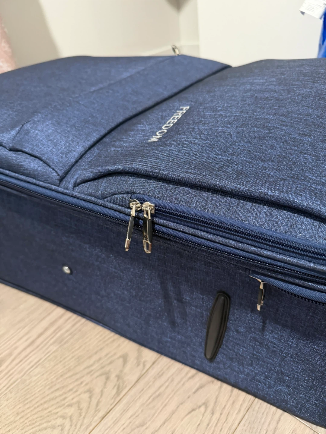 Freedom Luggage Suitcase - Dark Grey - photo 2