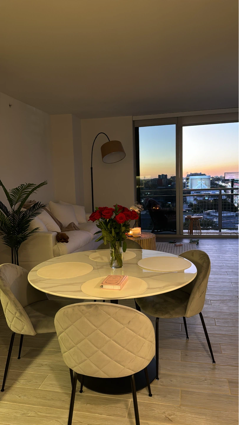 Marble Round Dining Table - photo 3
