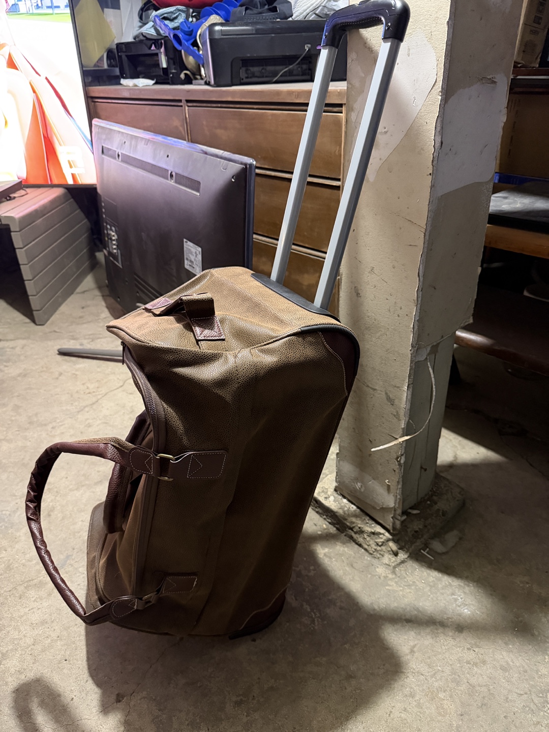 Brown Faux Leather Duffle Bag with Wheels - photo 3