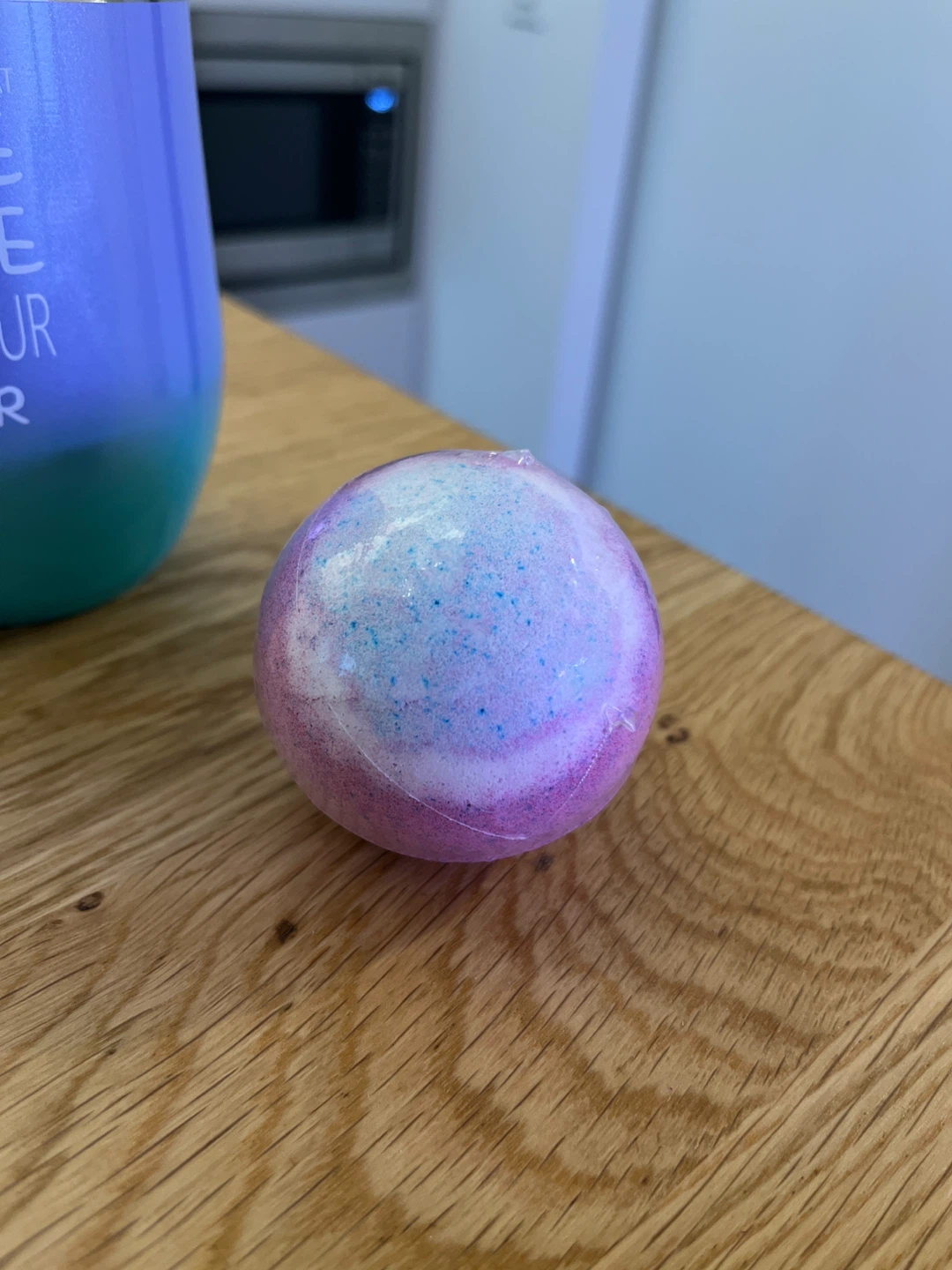Gift Set - Insulated Mug, Bath Bomb and Bracelet - photo 4
