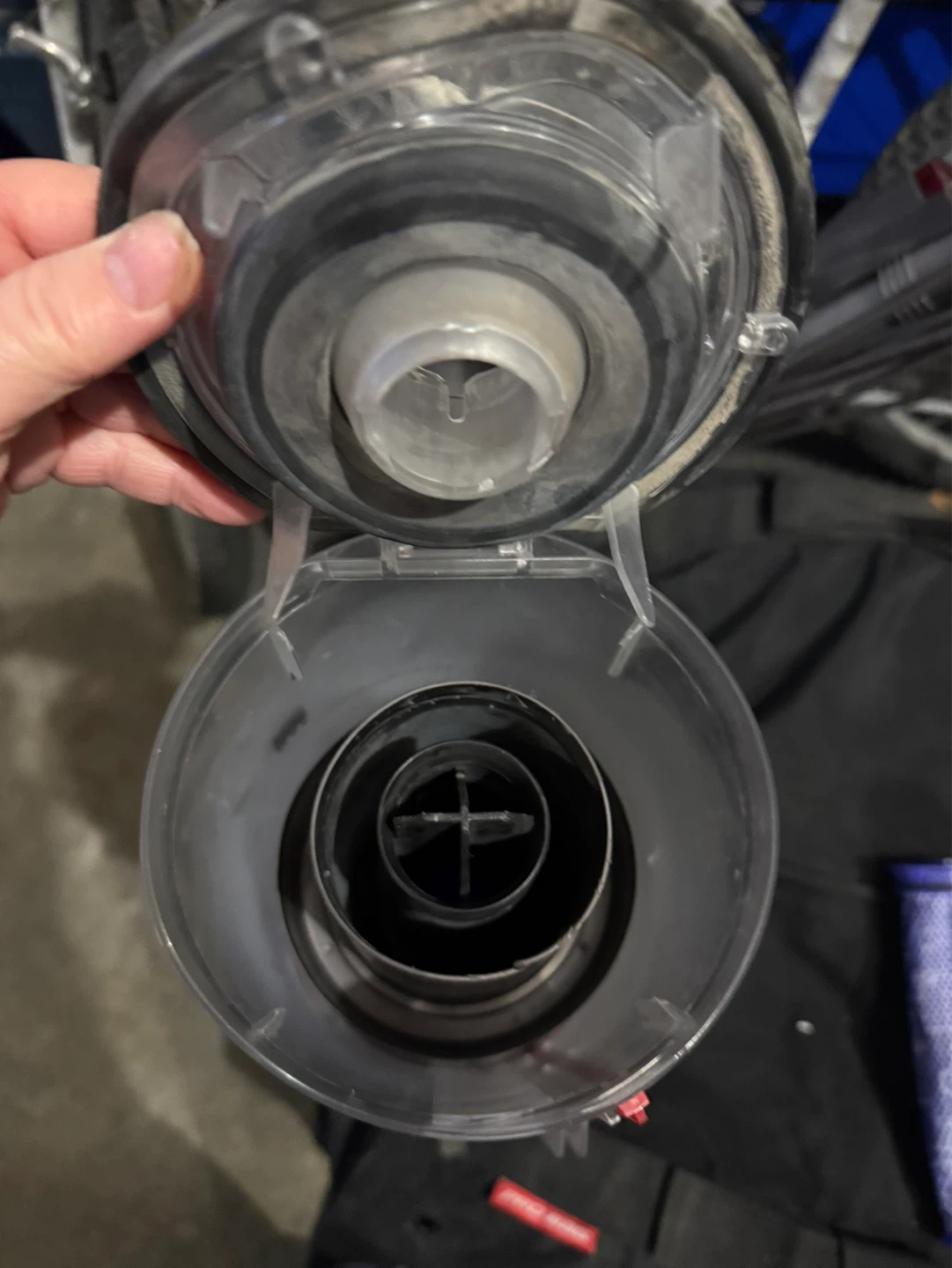 Dyson Light Ball Vacuum Cleaner - photo 5