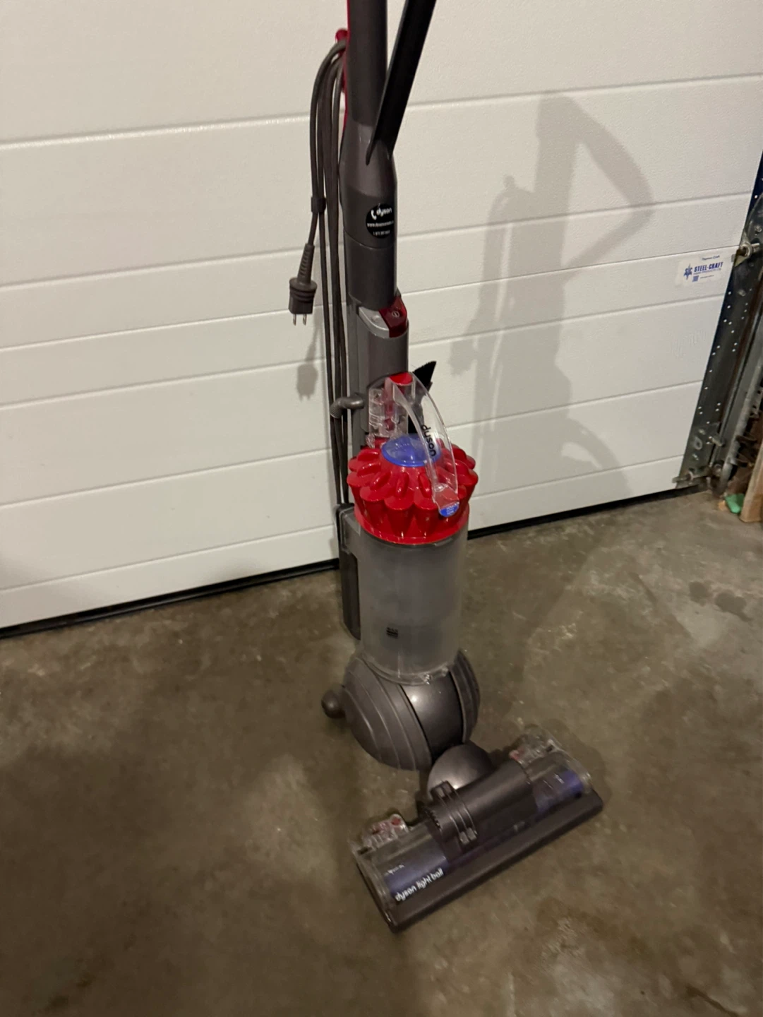 Dyson Light Ball Vacuum Cleaner