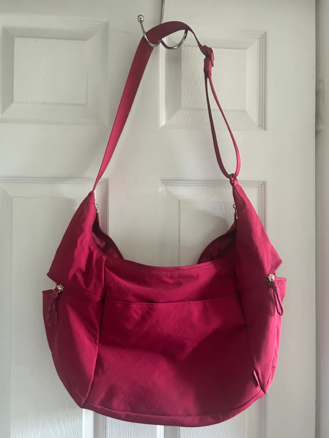 Lululemon Berry Slouch Bag - photo 3