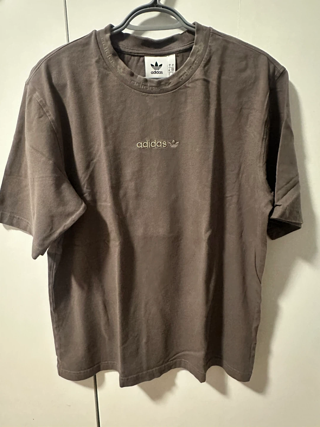 Adidas T-Shirt
