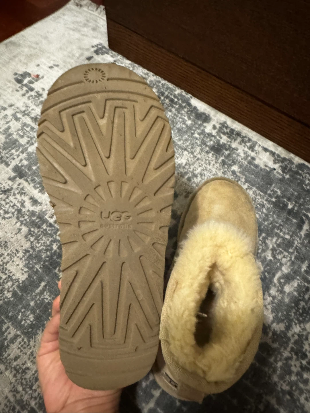 UGG Australia Classic Mini Boots Size 6 - photo 4
